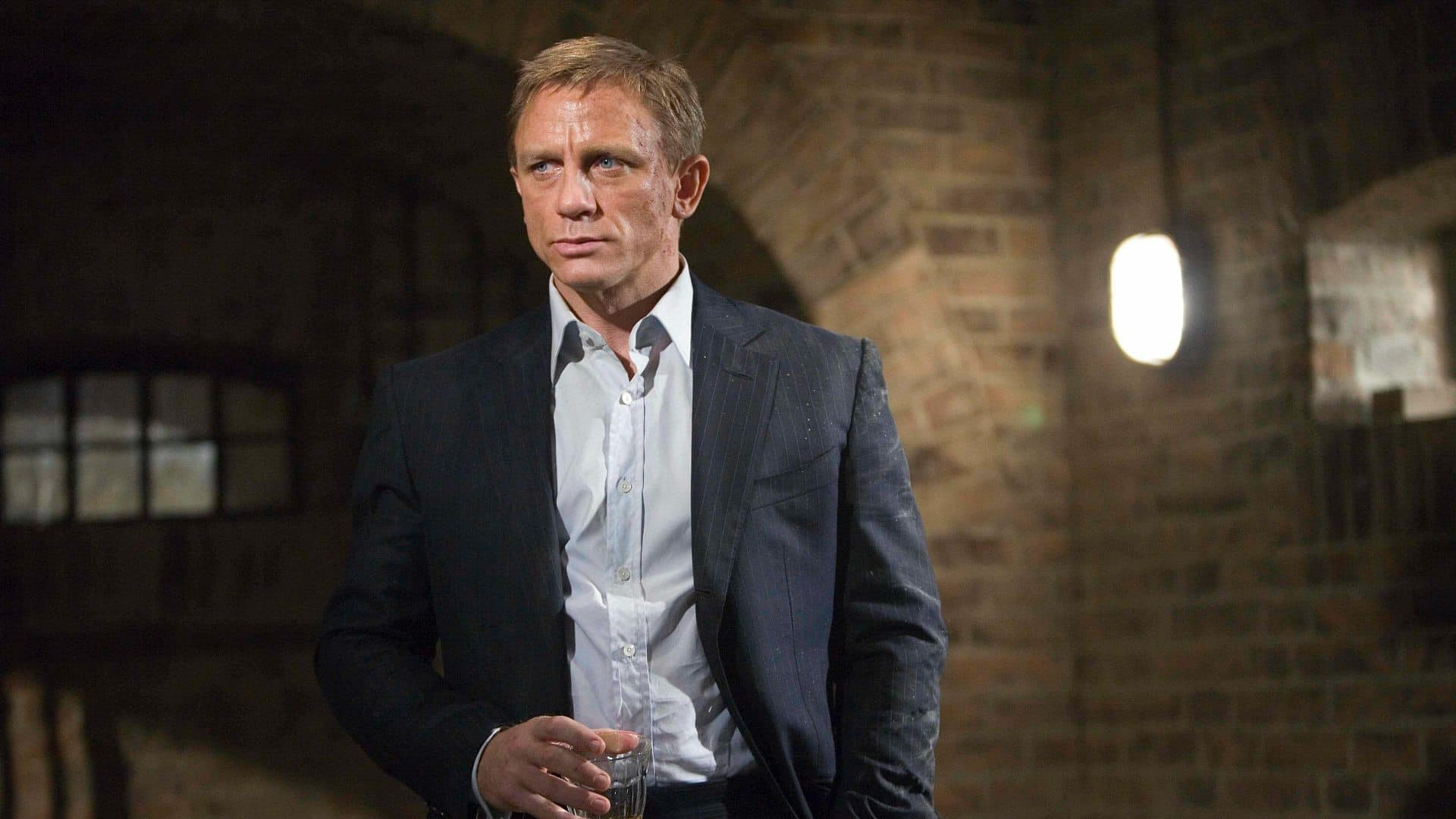 James Bond 007: Zrno utjehe