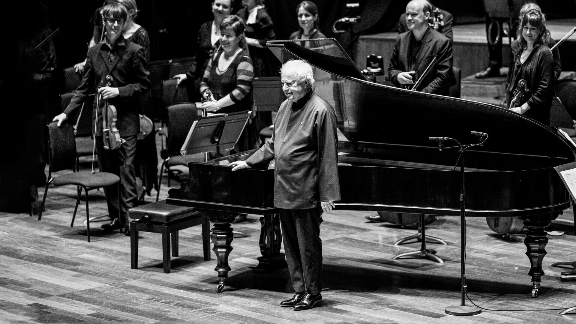 Mendelssohn Piano Concerto No. 1 with Sir András Schiff