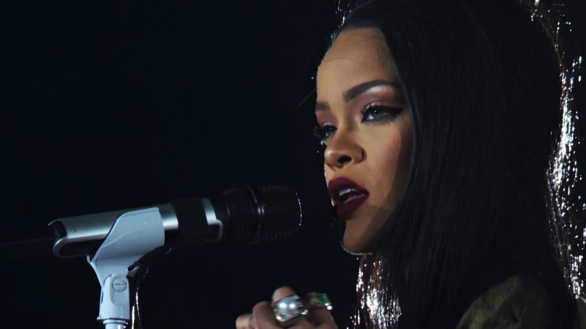 Rihanna - Live at Made in America