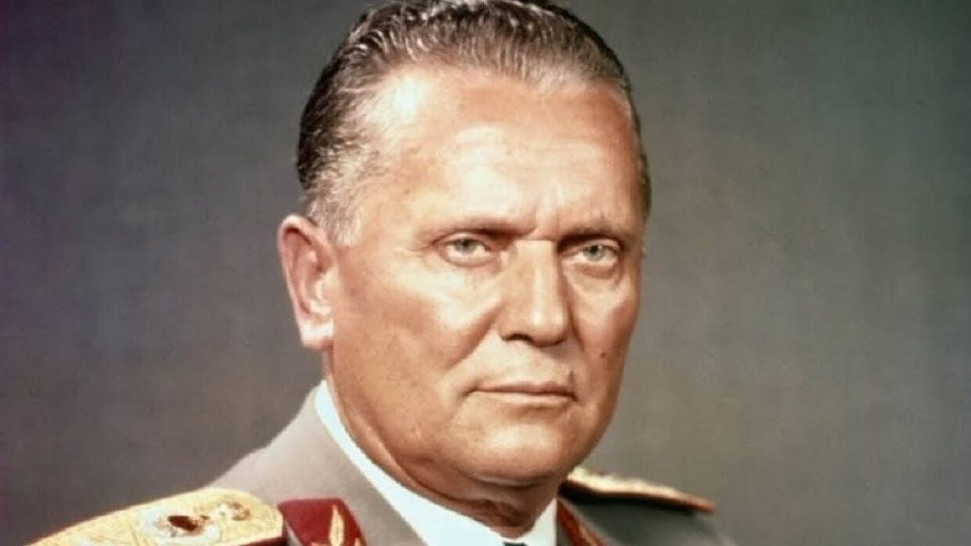 Tito u poseti fabrici u Najrobiju