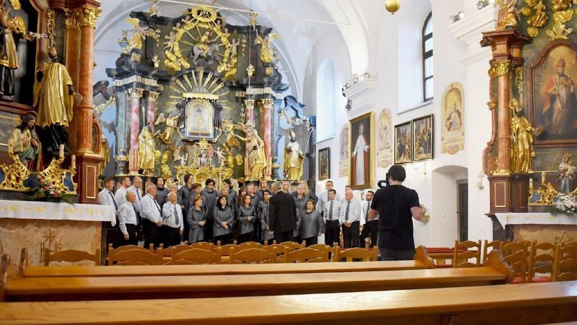 Pjevački Zbor \"Sveti Juraj na Bregu\" - O Marijo, Majko naša