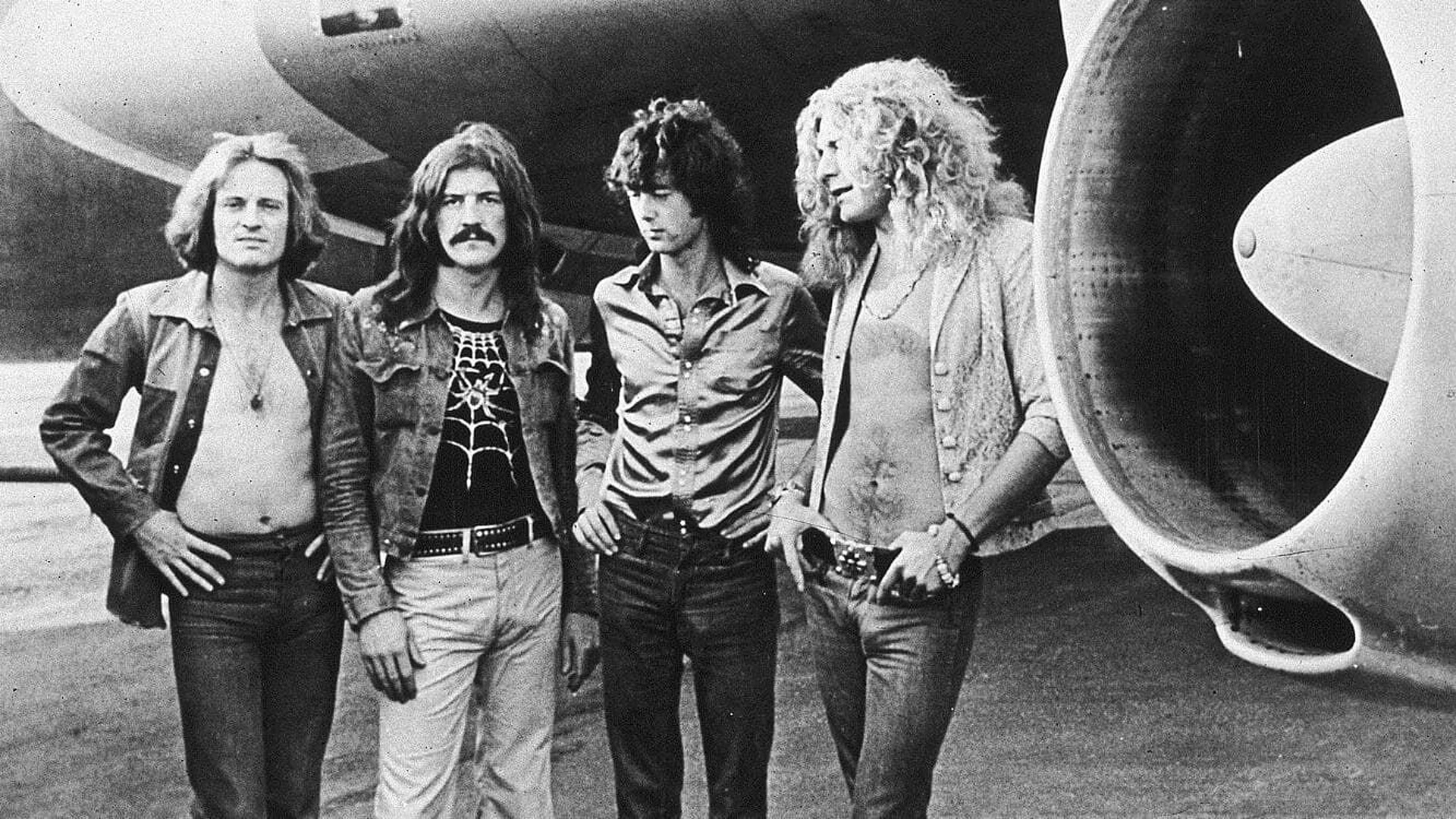 Led Zeppelin - Music In Review